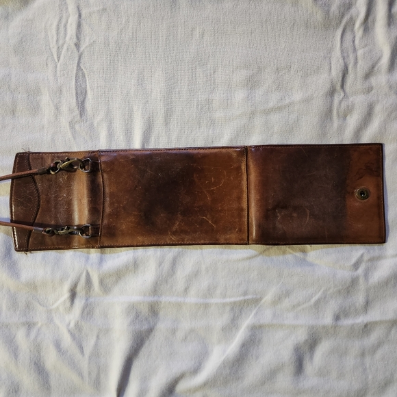 Vintage brown leather Timberland wallet bag.  Excellent weathered condition. - Picture 7 of 9